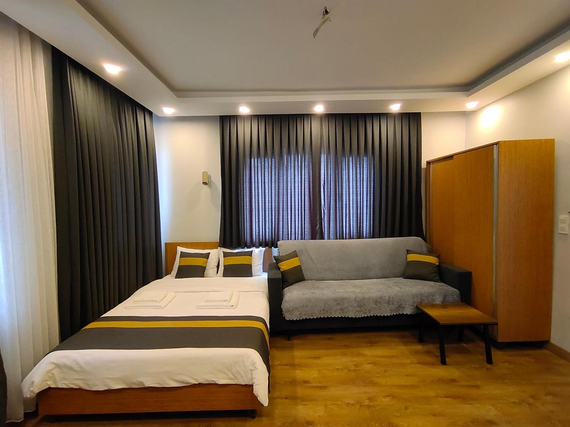Apartment Minutes Away From Taksim Square #401 *