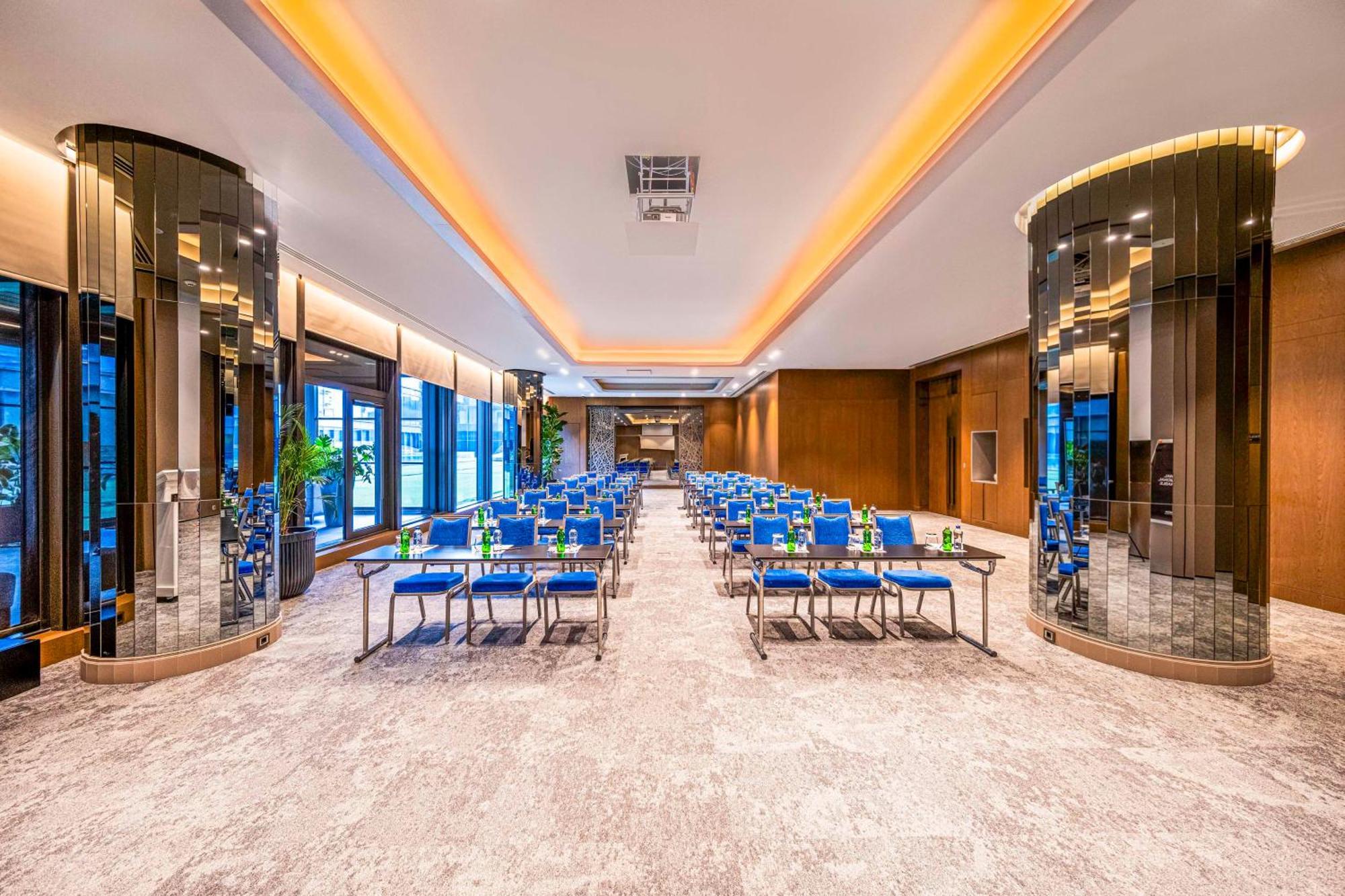 Radisson Collection Hotel, Vadistanbul Hotel