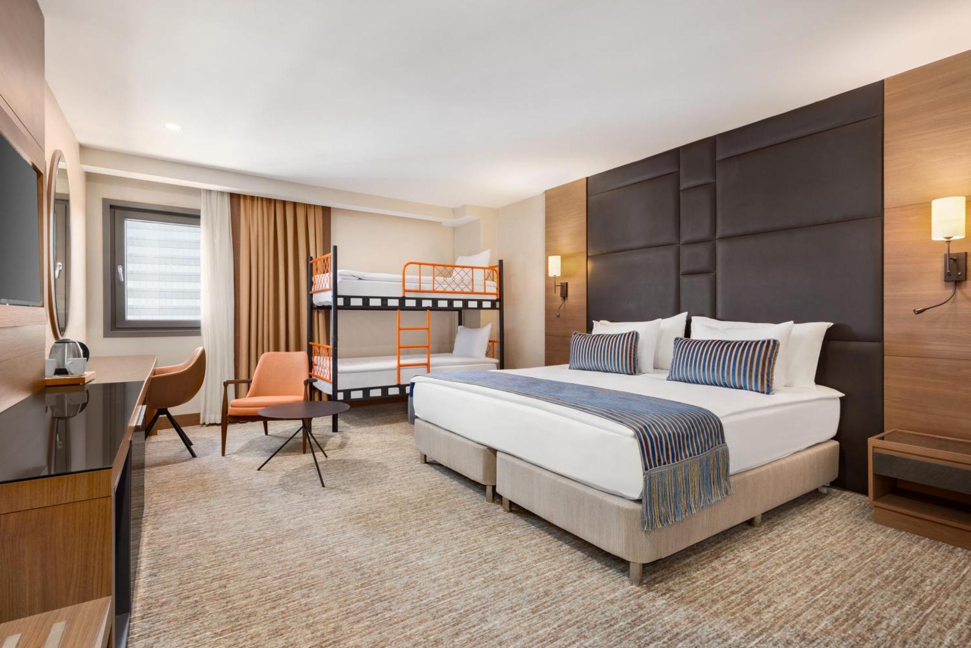 Hotel Tryp By Wyndham Sisli 4*