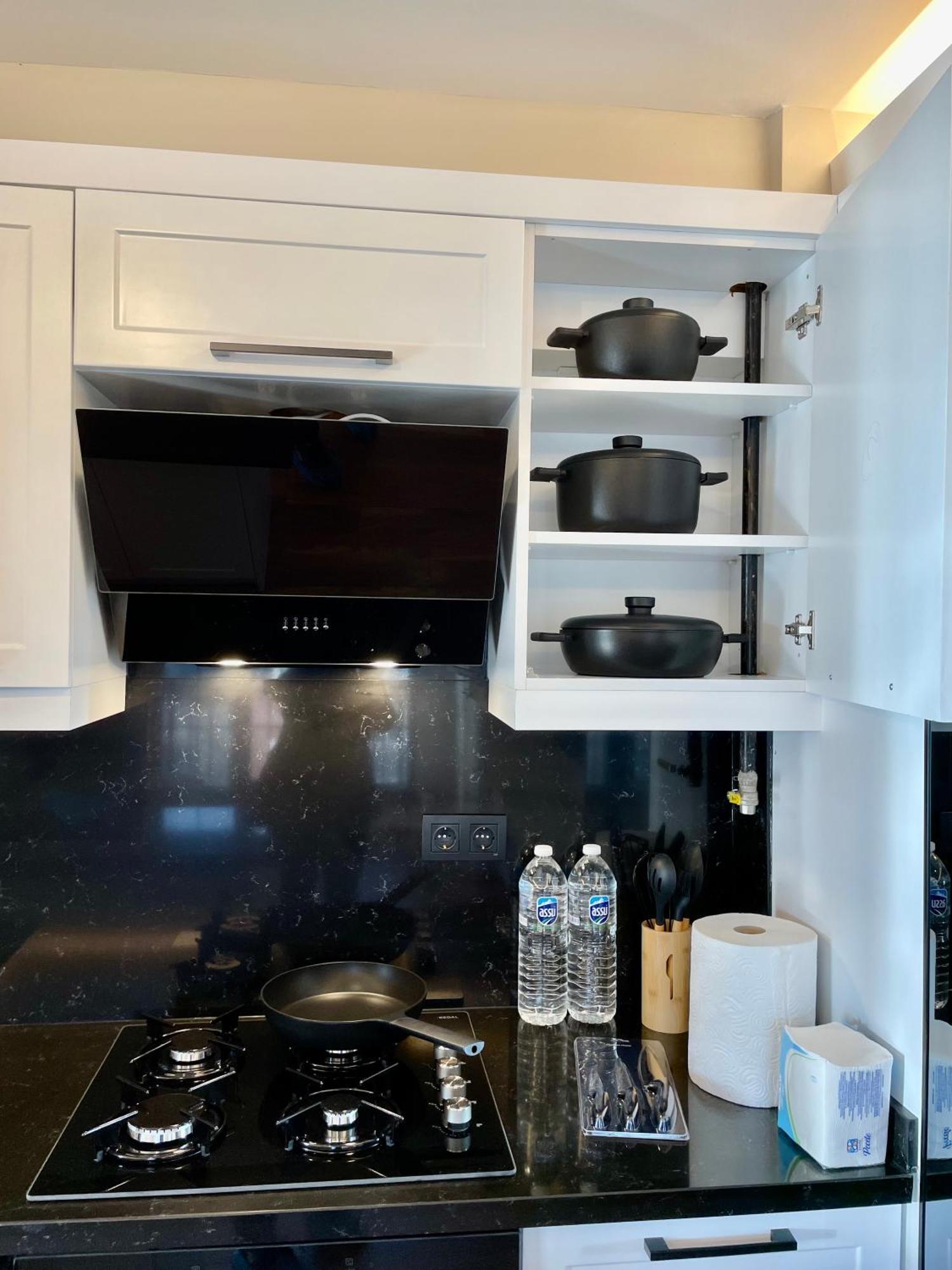 Arc House Apartment *