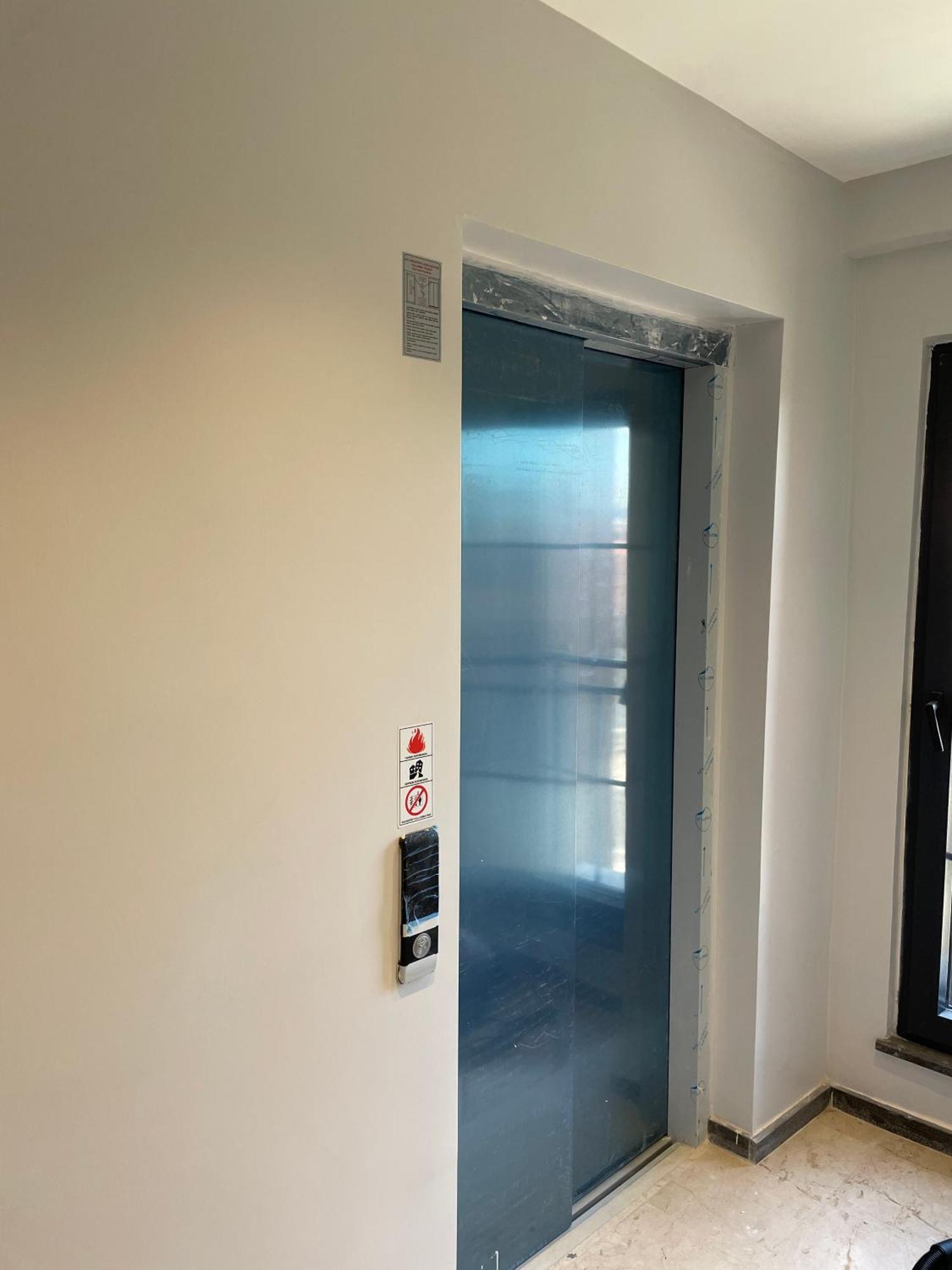 Arc House Apartment