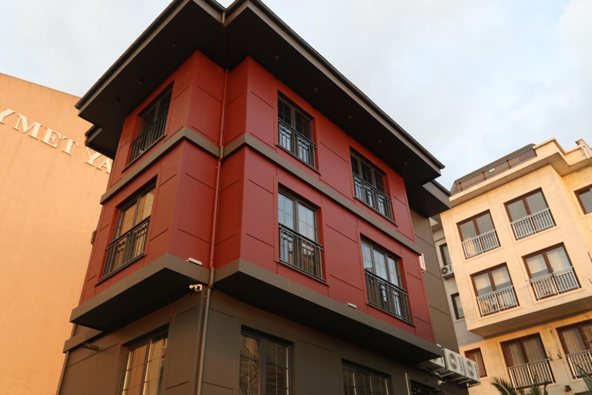 Apartment Arc House
