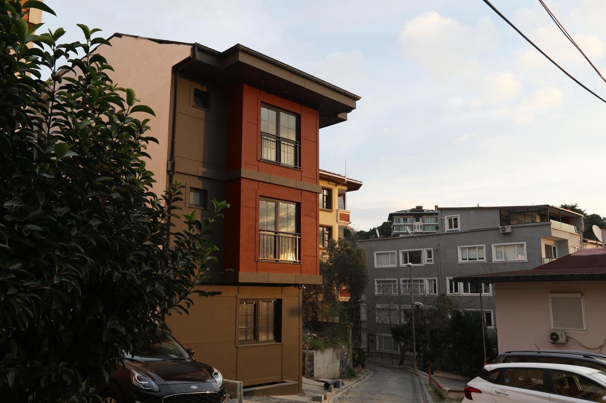 Arc House Apartment