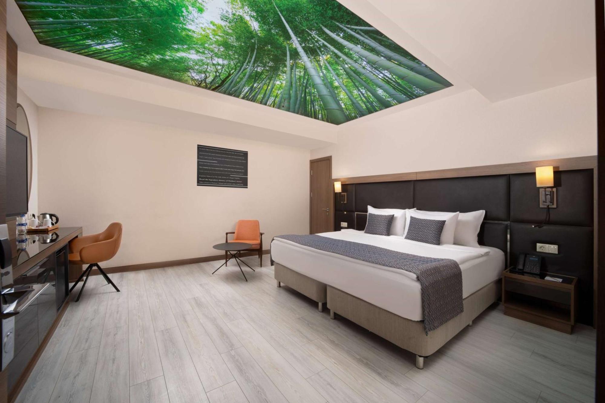 Hotel Tryp By Wyndham Sisli 4*