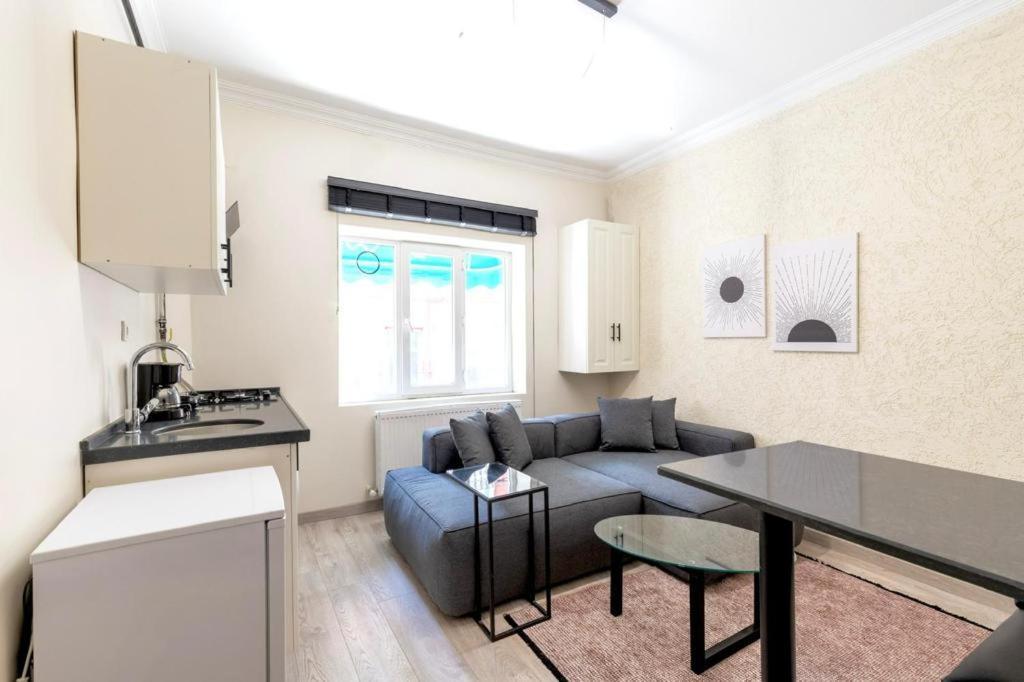 Hotel Taksim White