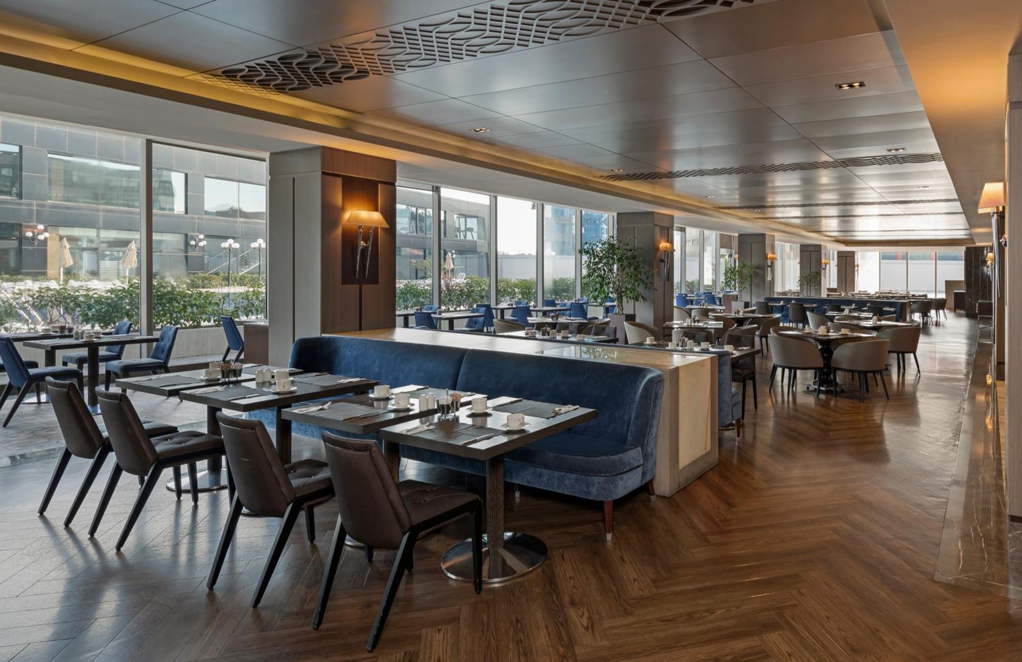 Windsor & Convention Center 5*