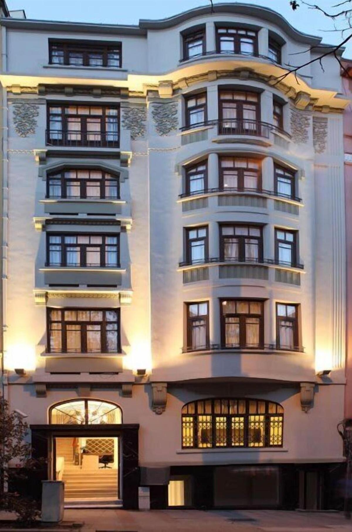 Hotel Lab Taksim 15 3*