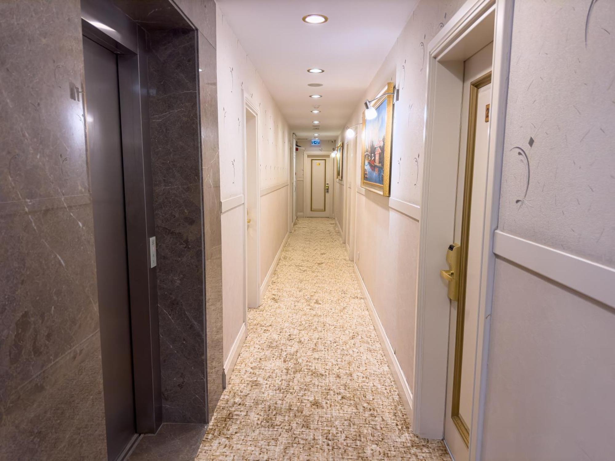 Otel Sarnic Premier