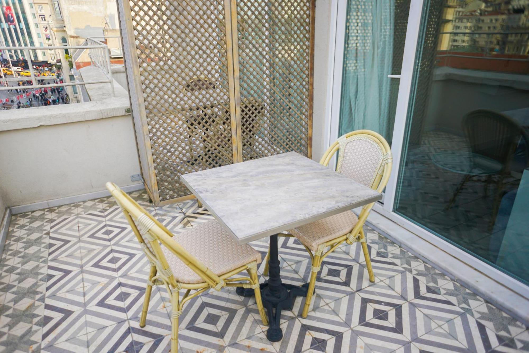 Triada Taksim - Special Category Istanbul
