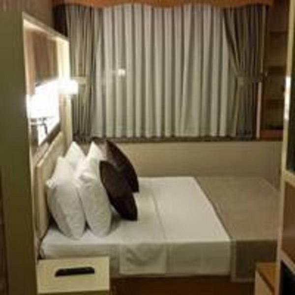 Mars Hotel 3*