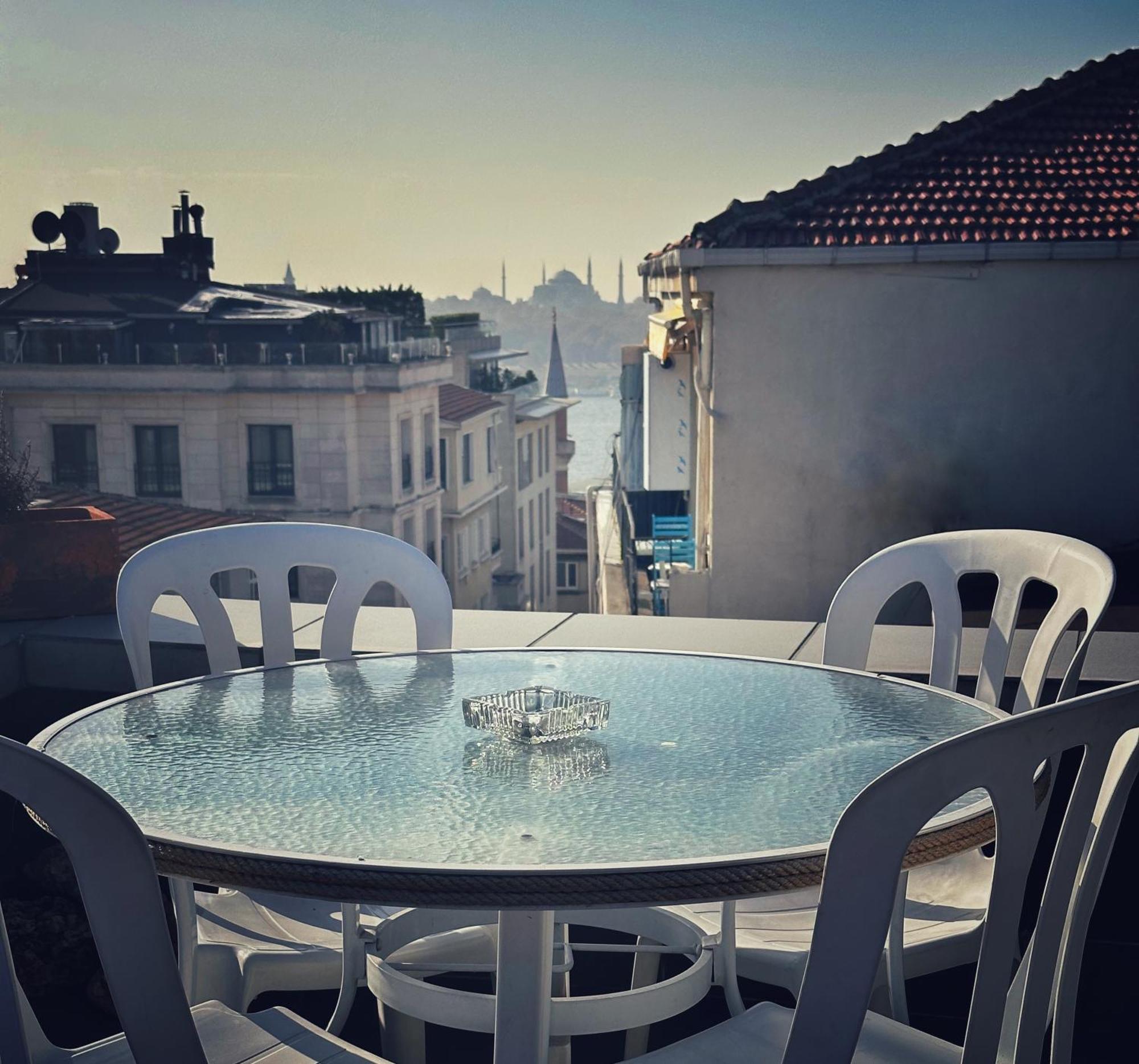 Stylish Design With Spectacular Views And High Speed Wifi Daire İstanbul