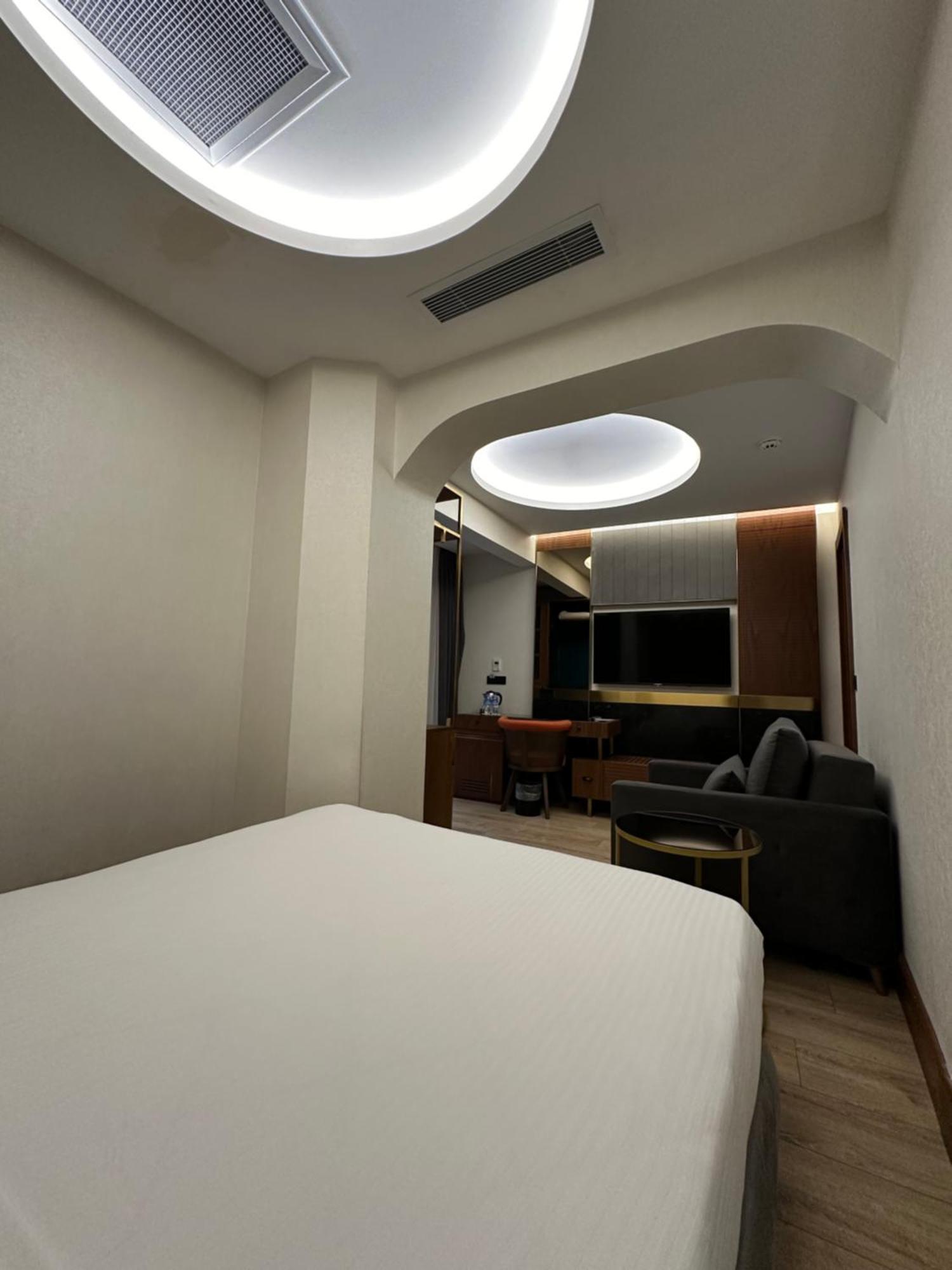 Henna Hotel 2*