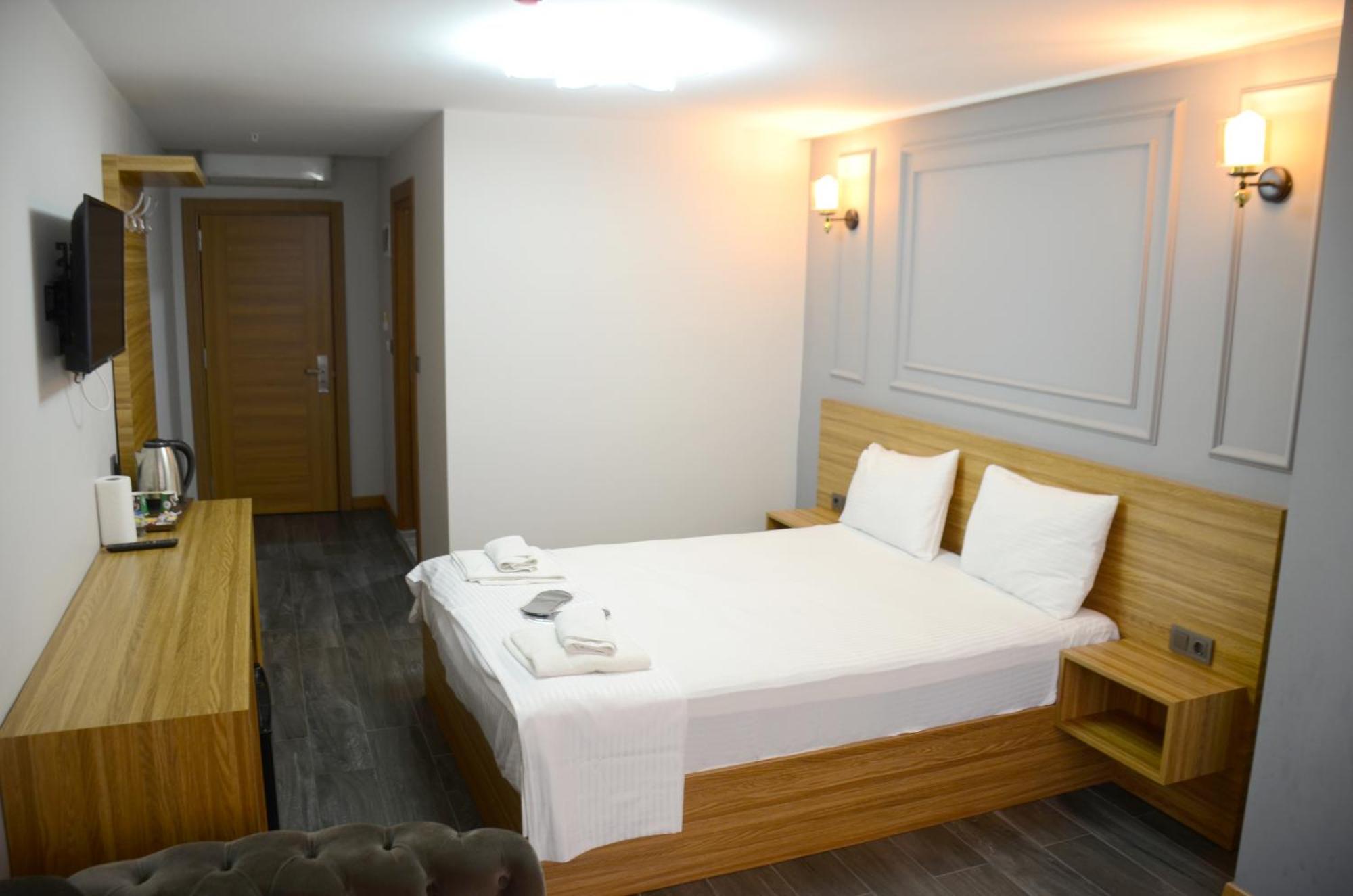 Waves Hotel