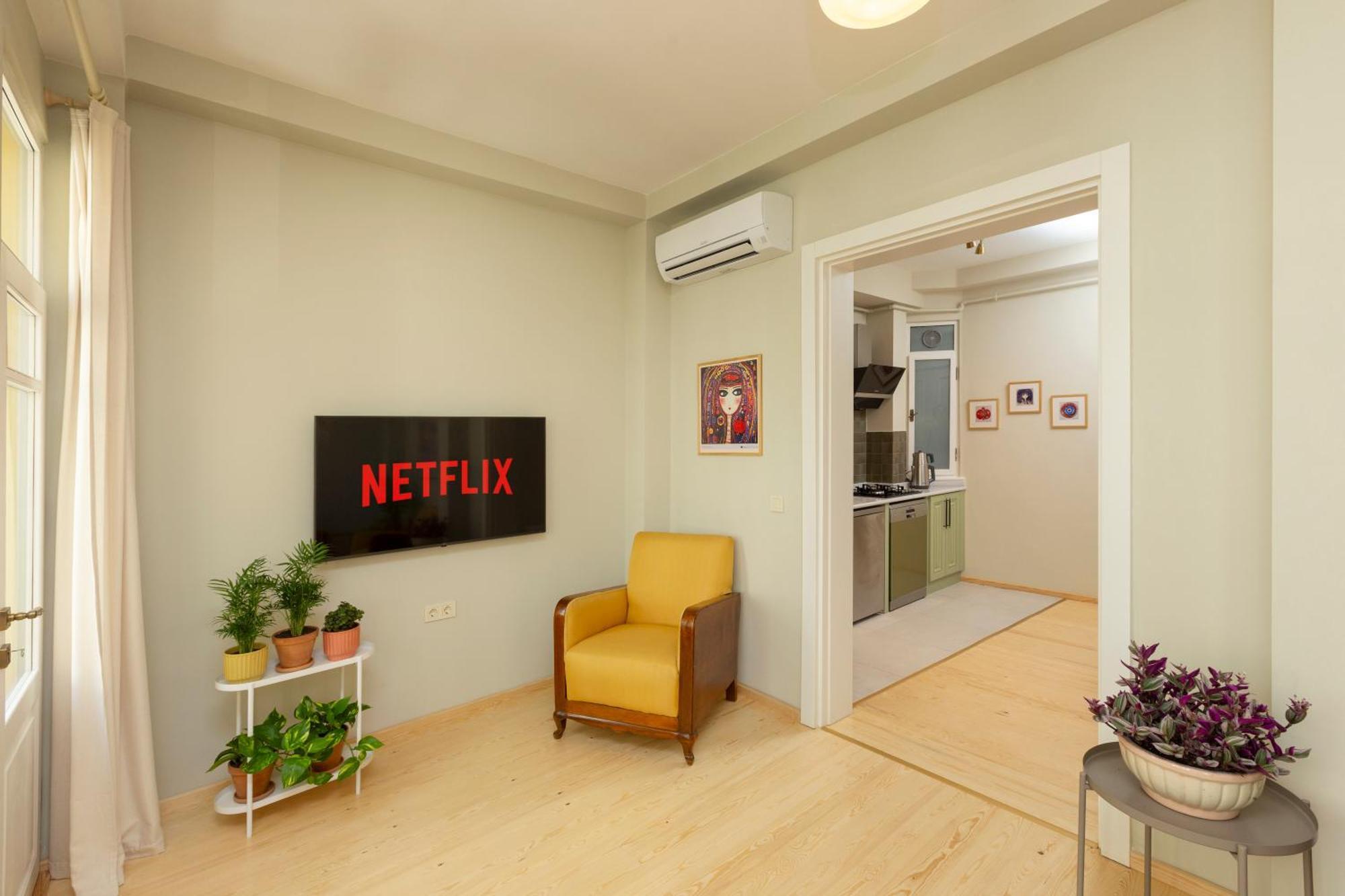 Lemon Apartment *