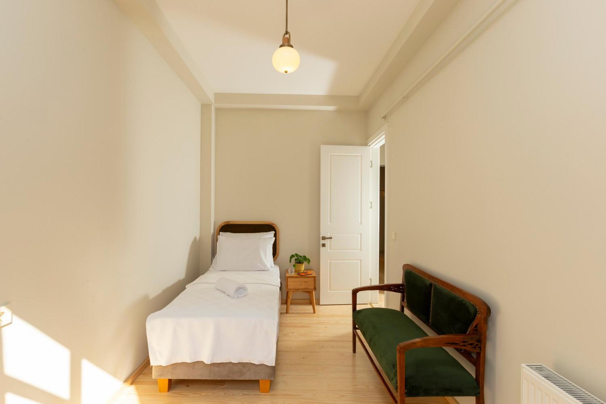 Apartment Lemon