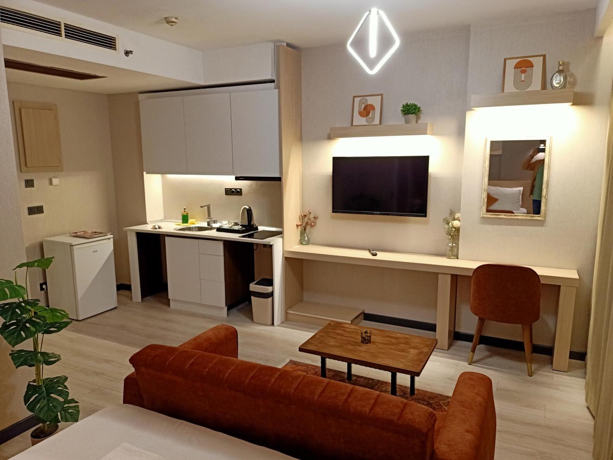 New Falcon Apart Otel *