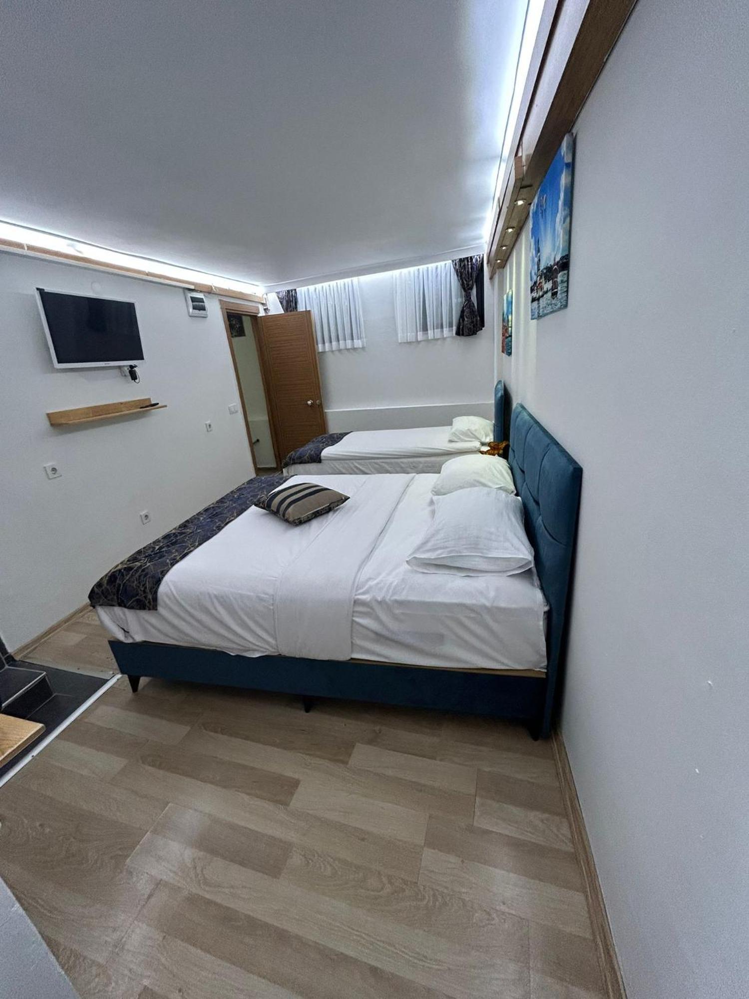 Hotel Seven Oldcity 4*