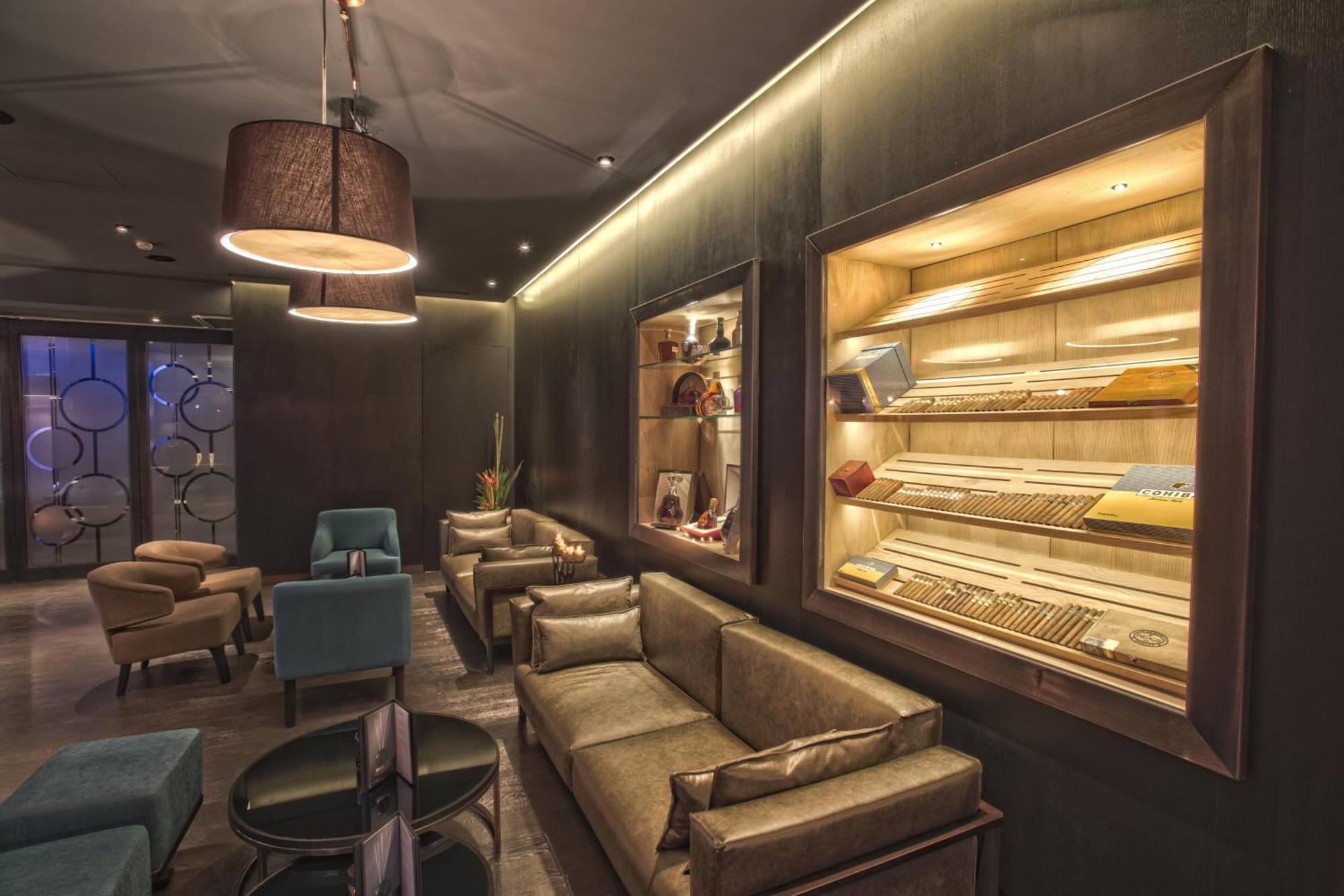 Le Meridien Etiler 5*