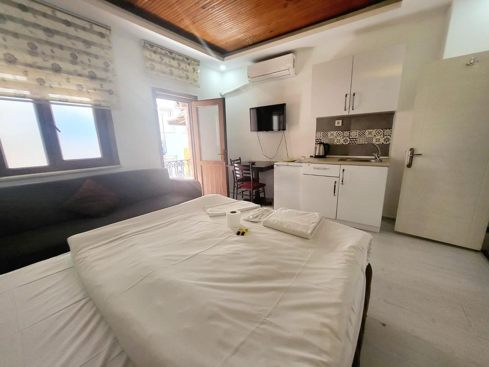 Oerge Suit Apart Hotel
