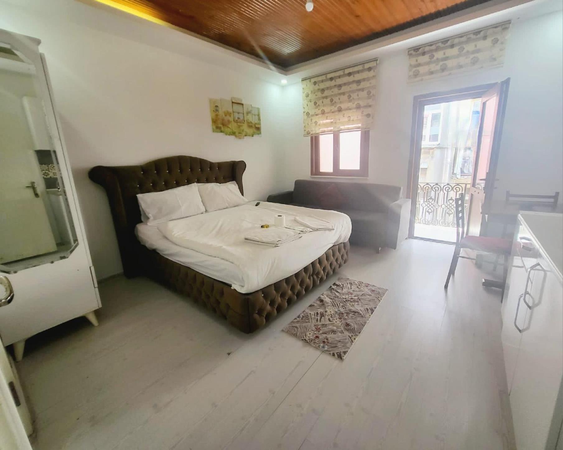 Hotel Oerge Suit Apart *