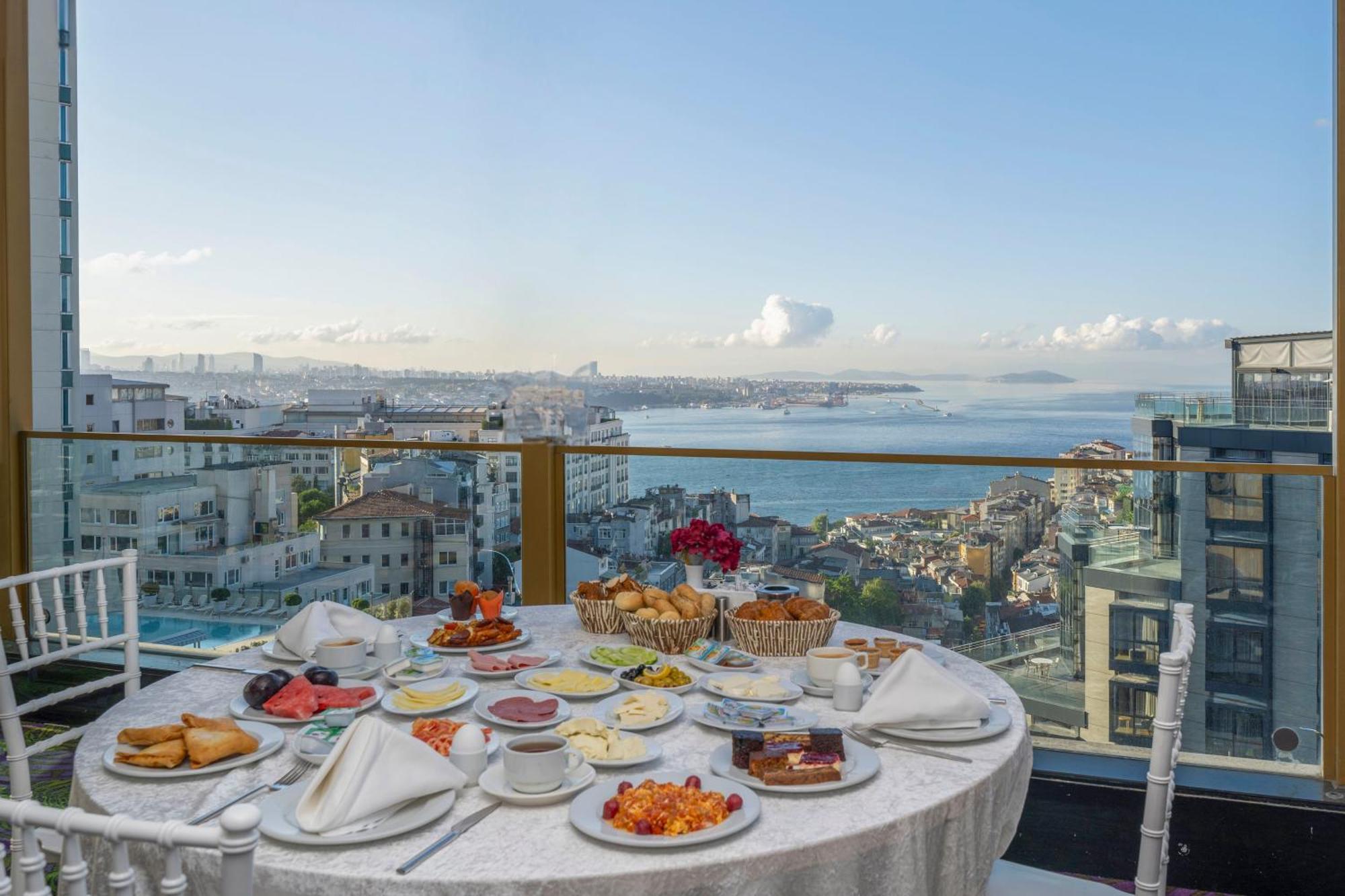 Otel Taxim Hill 4*
