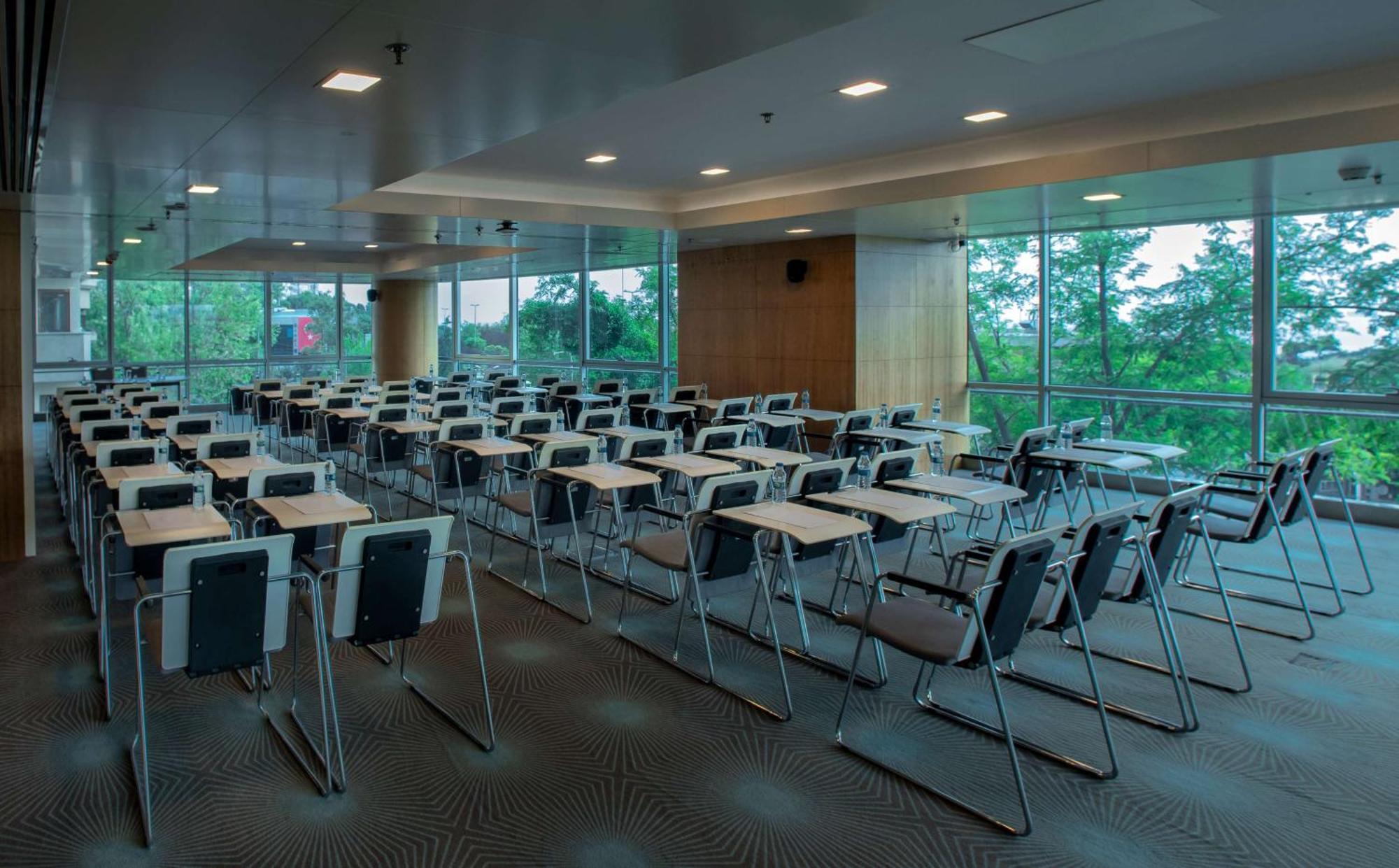 Doubletree By Hilton - Moda Hotel