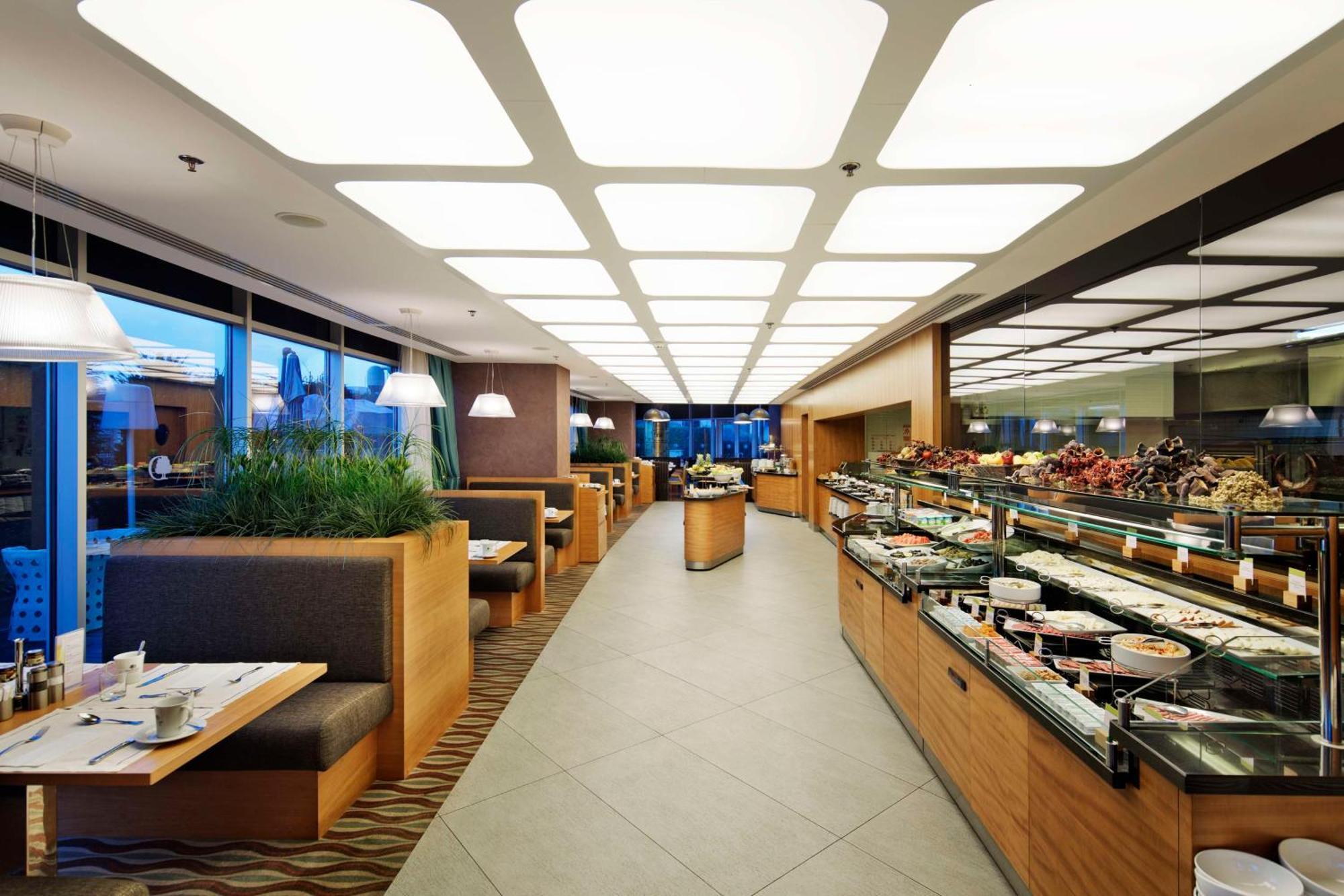 Hotel Doubletree By Hilton - Moda