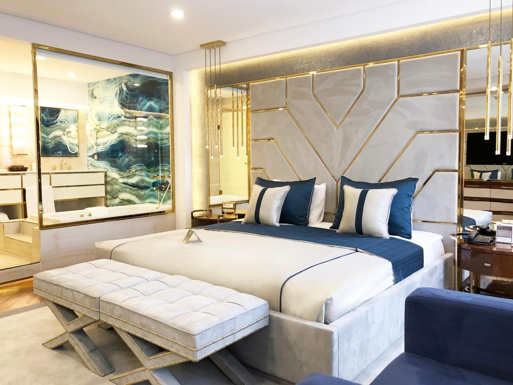 Zurich Old Hotel 4*