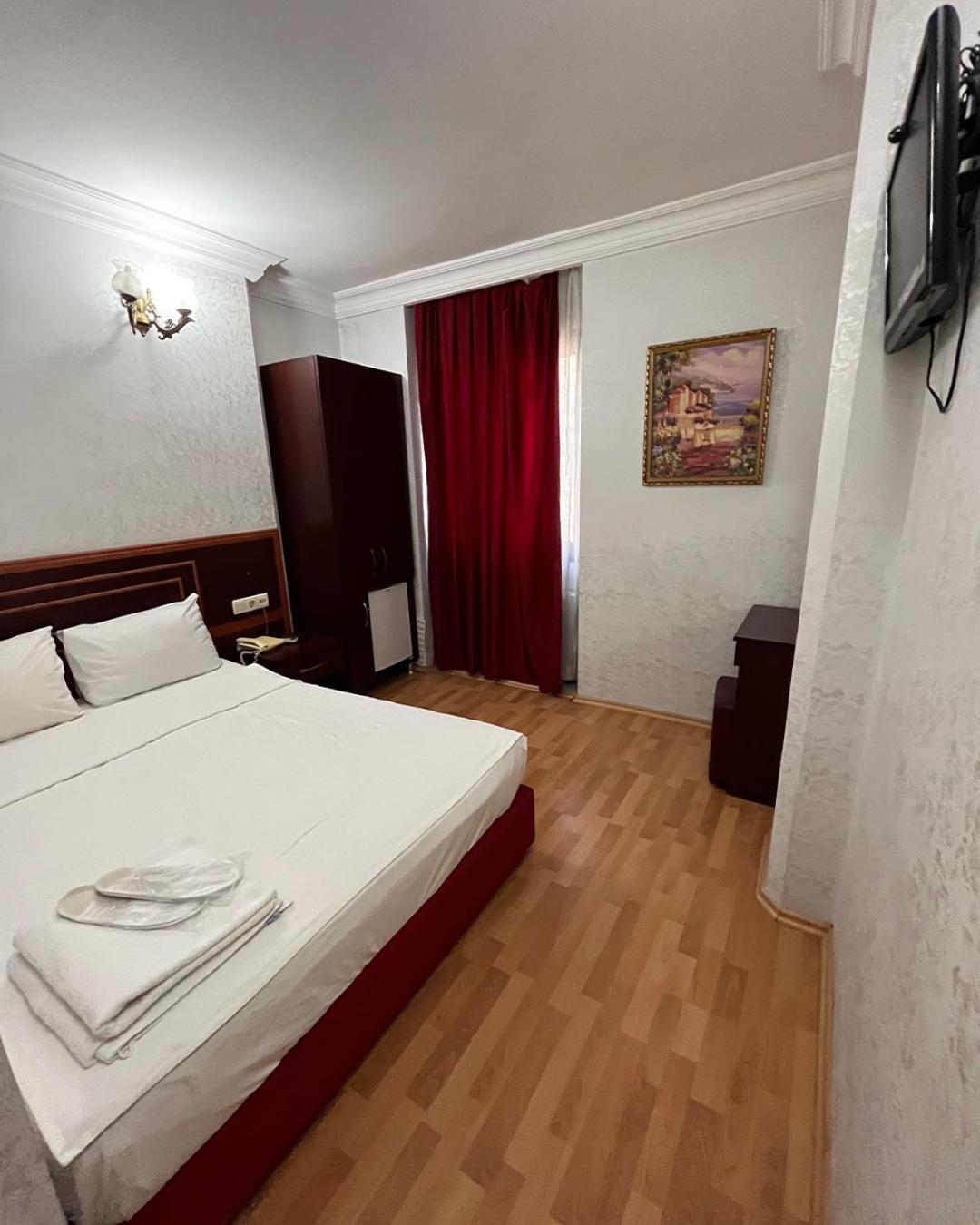 Red White İstanbul