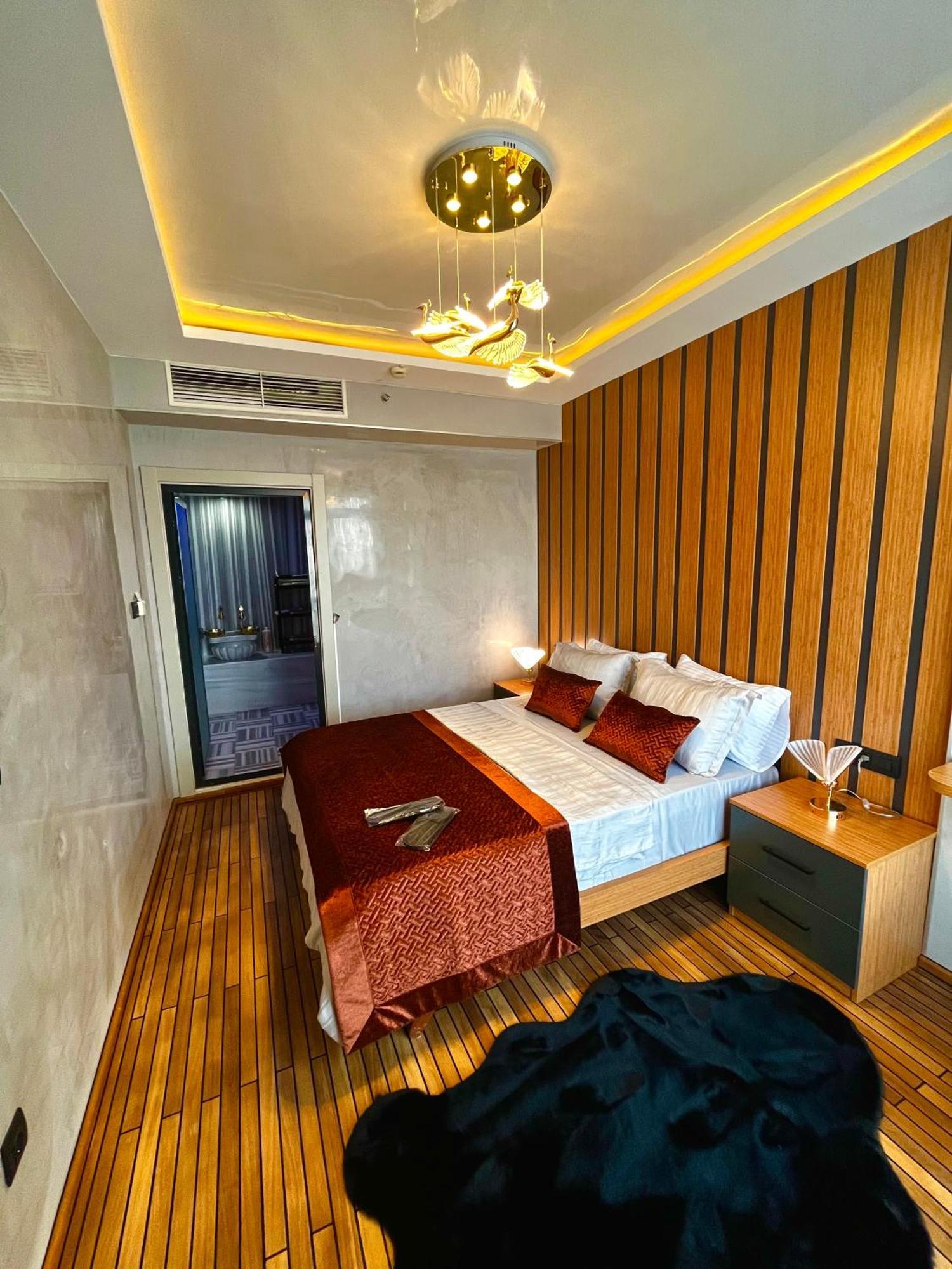Sabiha Gokcen 3*