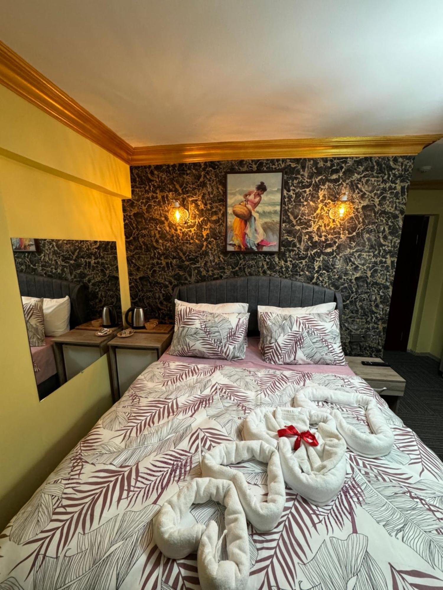 Royal Old City Hotel