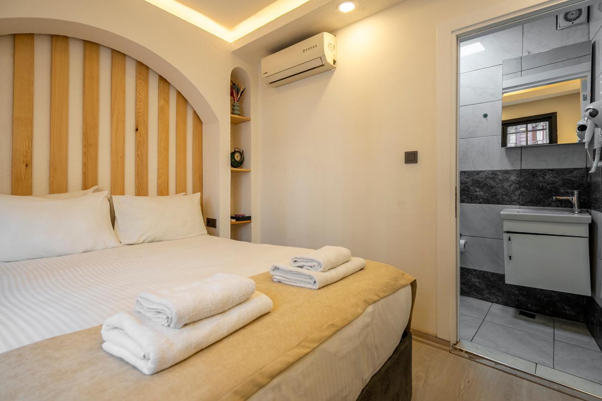 Emir Hotel 3*