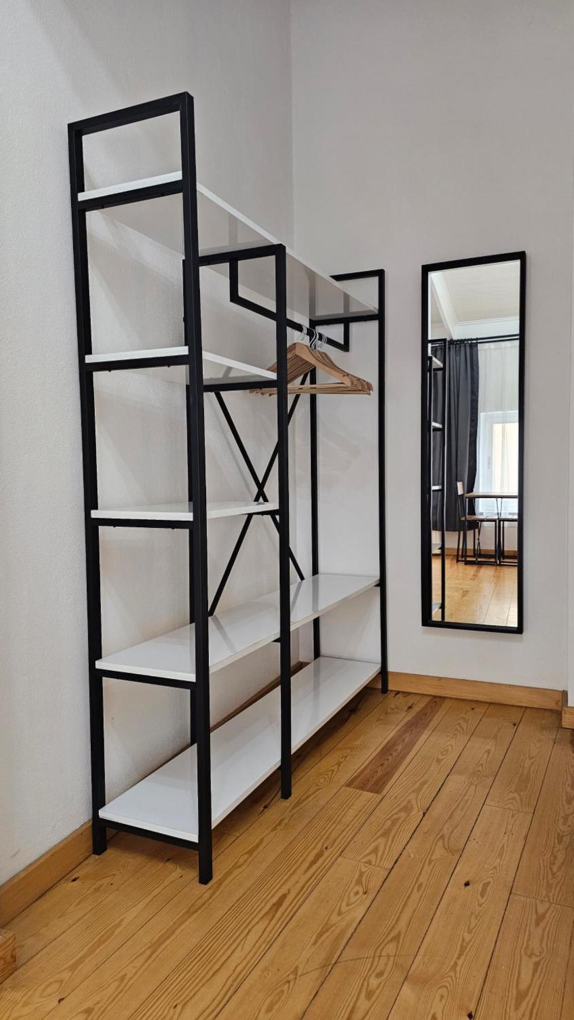 Apartment Modern - Affordable - Spacious At Center