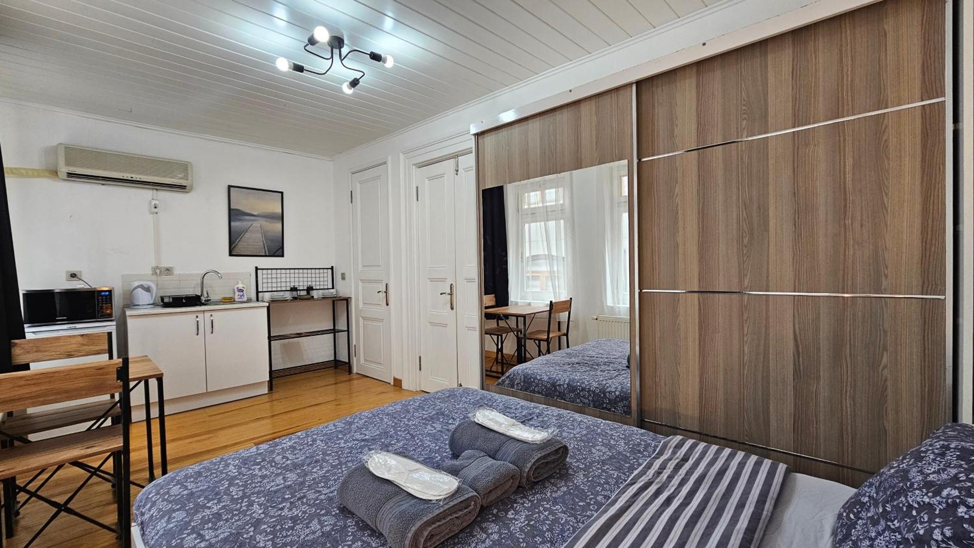 Apartment Modern - Affordable - Spacious At Center *