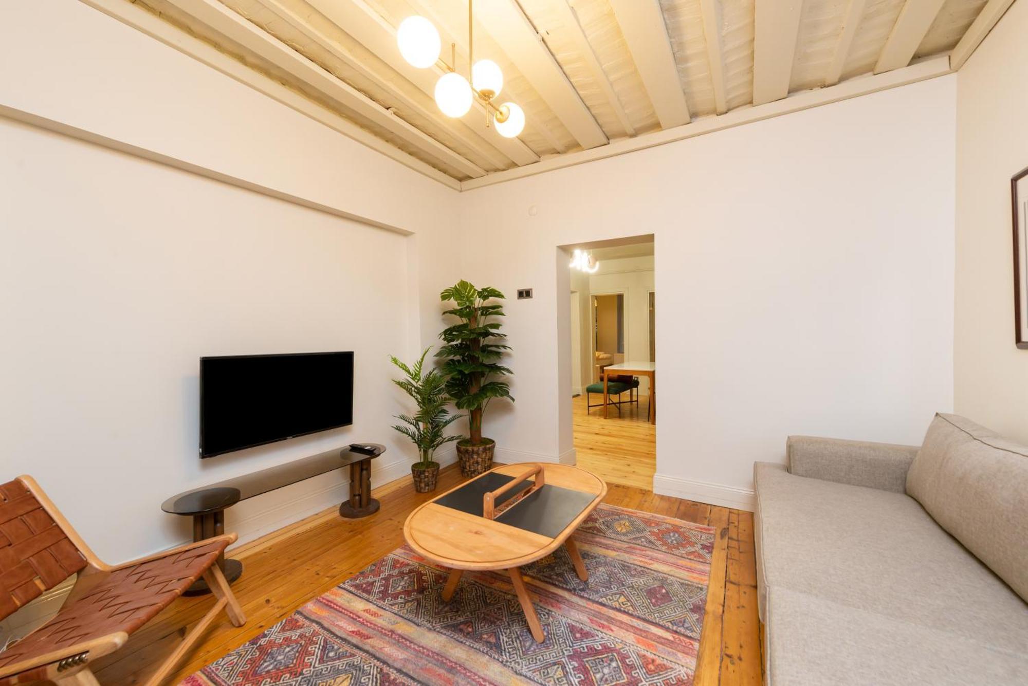 Maison Chic : Newly Renovated 3br In Center *