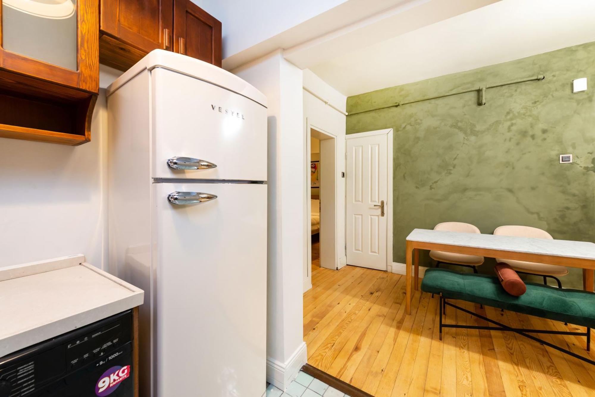 Daire Maison Chic : Newly Renovated 3br In Center İstanbul