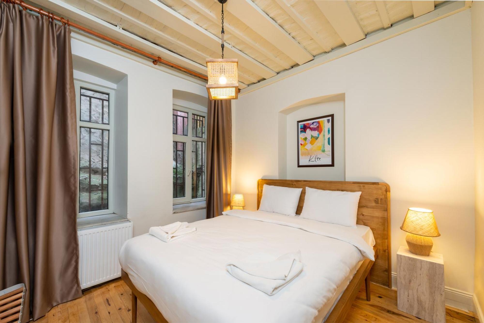 Maison Chic : Newly Renovated 3br In Center Daire İstanbul