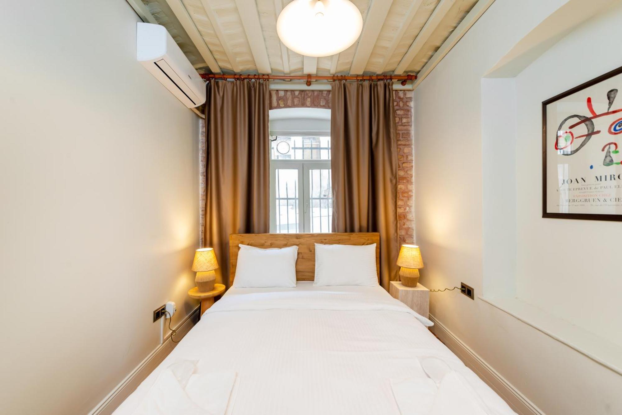Maison Chic : Newly Renovated 3br In Center Daire İstanbul