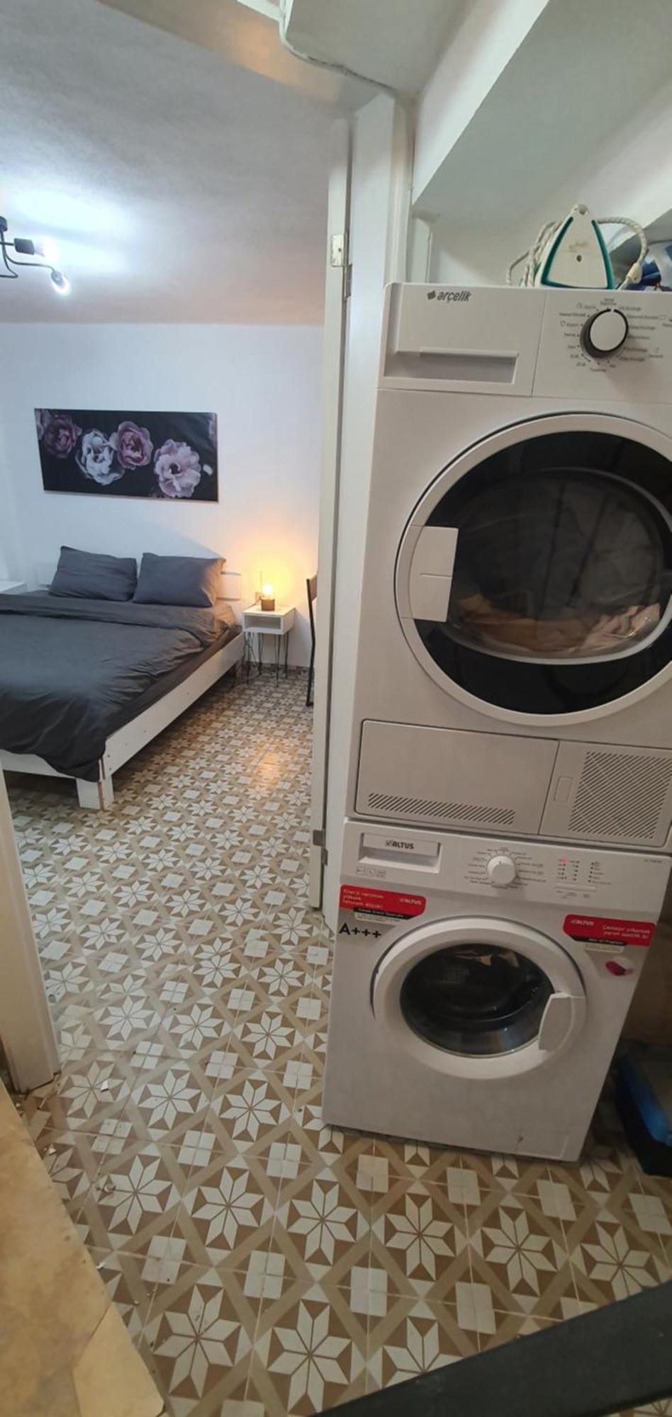 Modern - Affordable - Spacious At Center * Istanbul