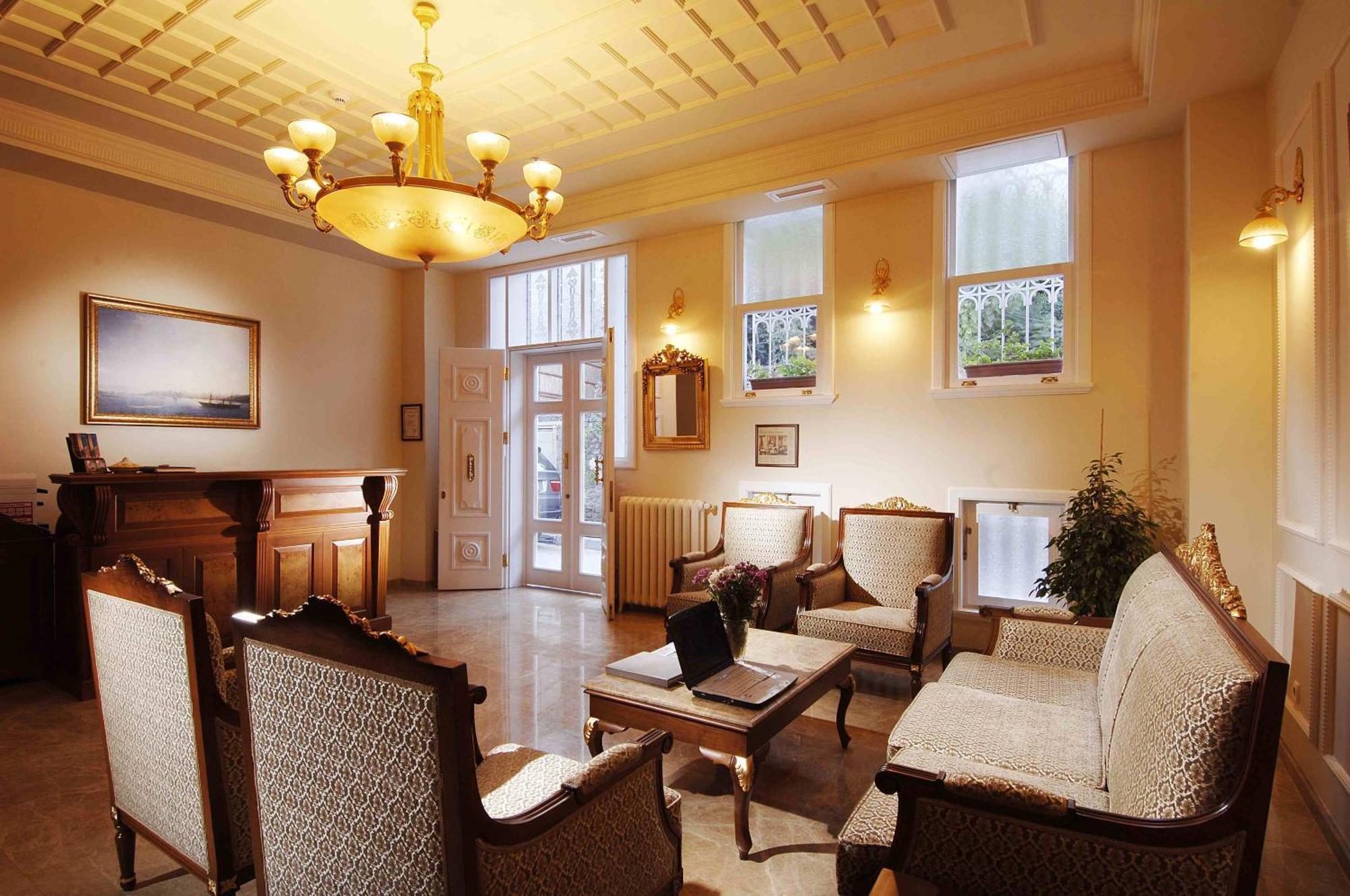 Hotel Darussaade Old - Sultanahmet 4*