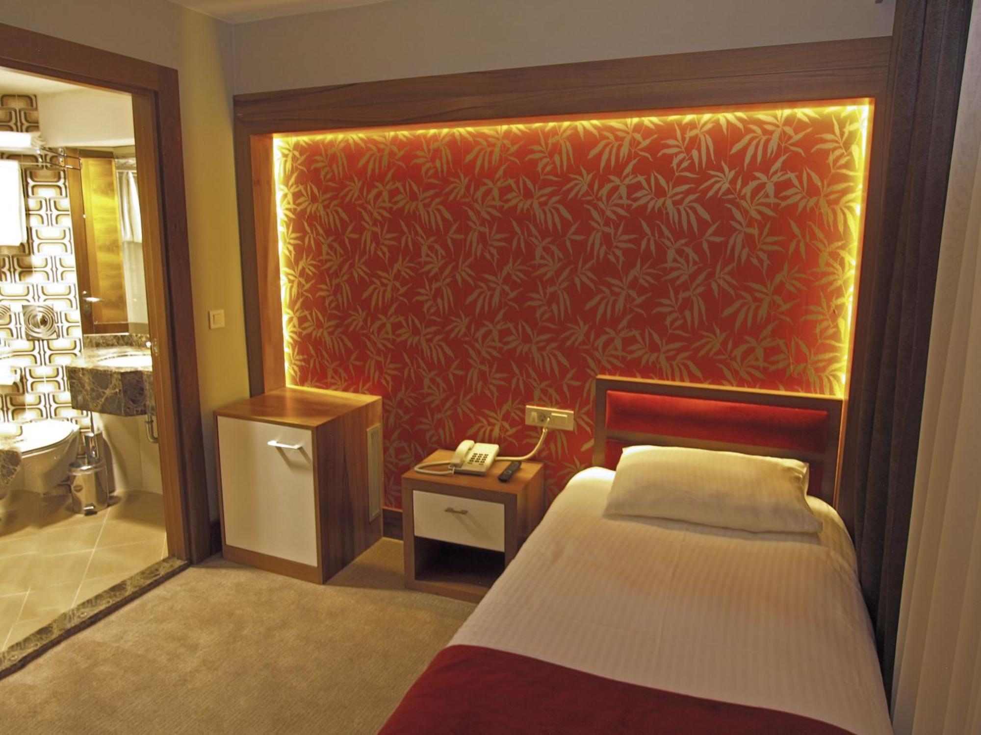 Hotel Bella 2*