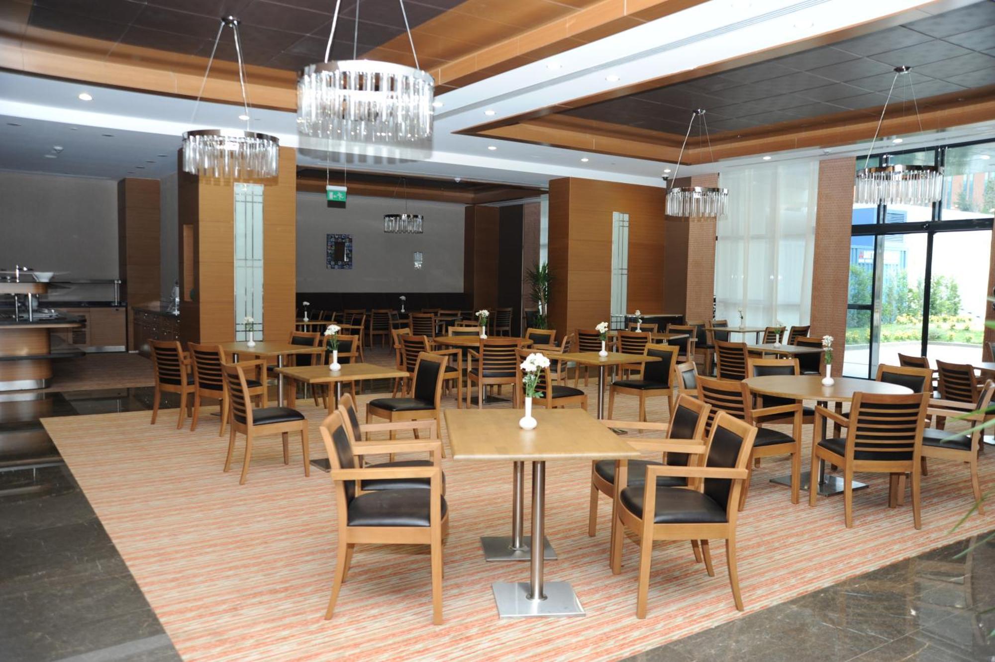 Hotel Mercure Altunizade 4*