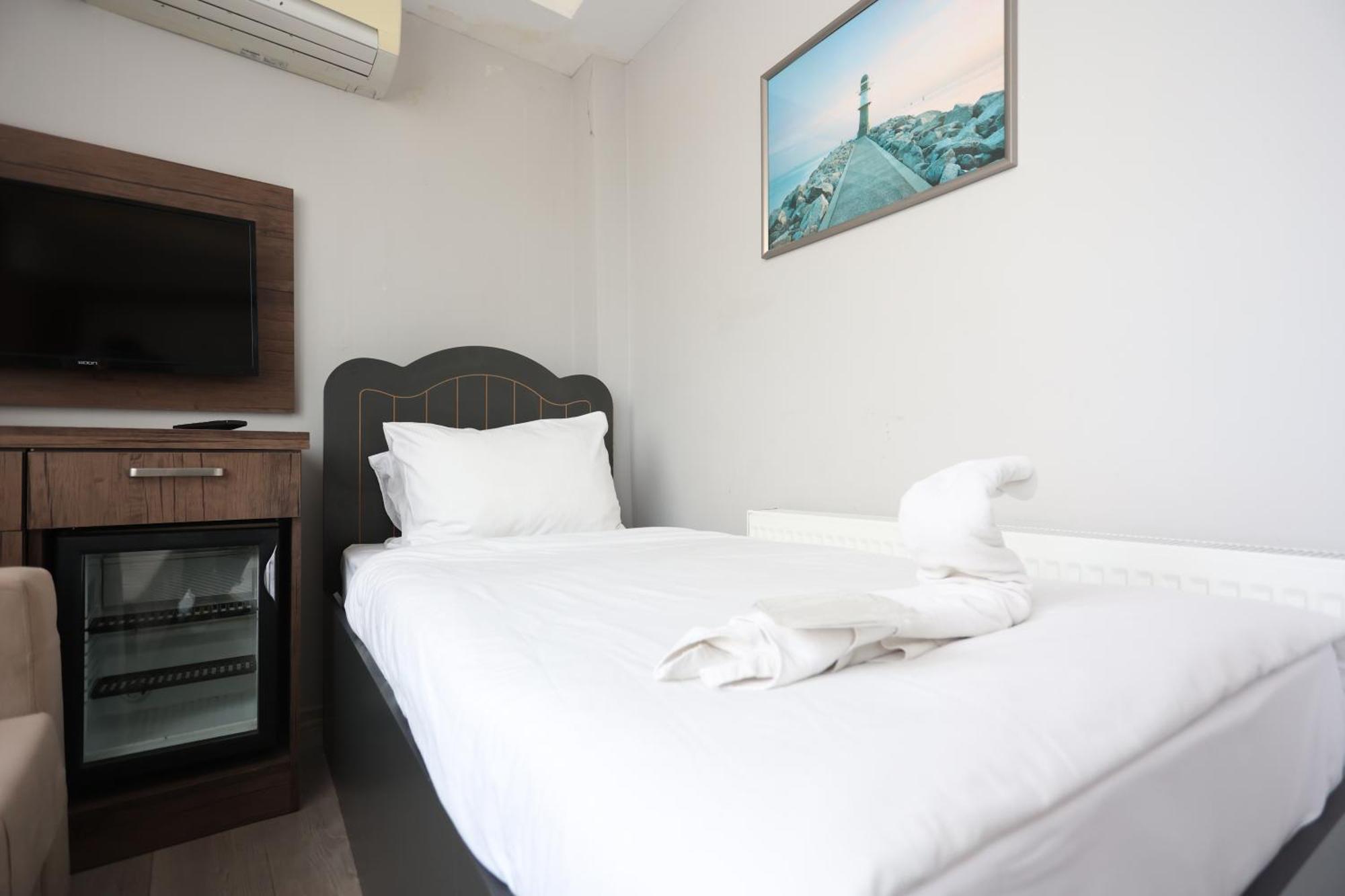 Albergue Cheers Lighthouse