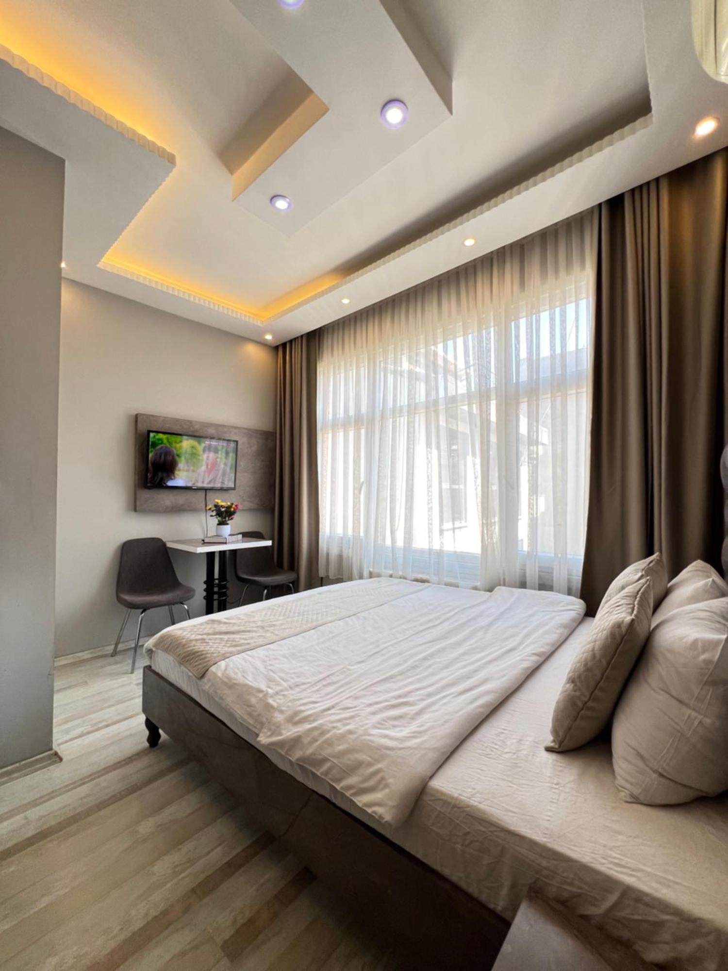 Hotel Taksim Brand