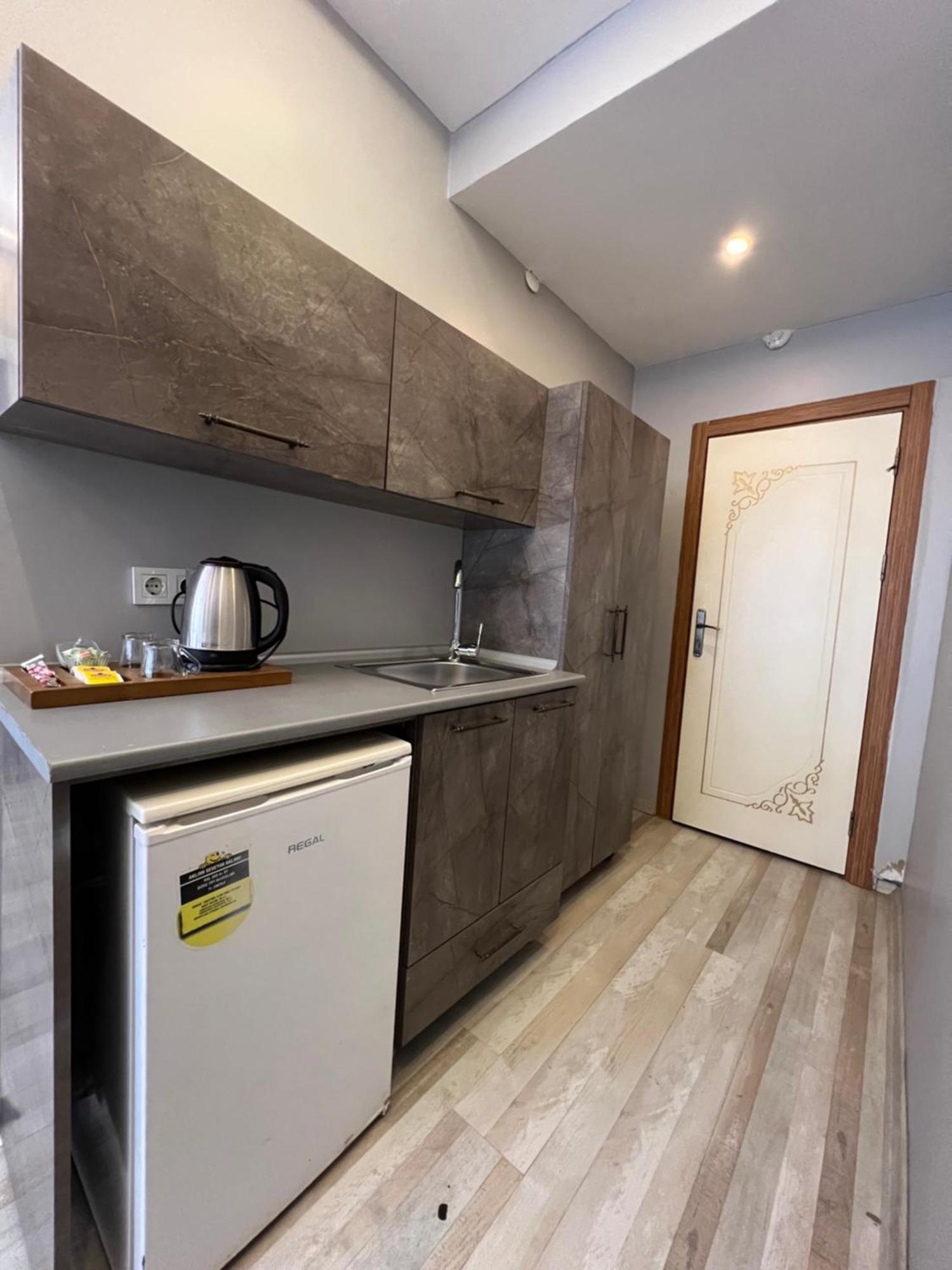 Hotel Taksim Brand *