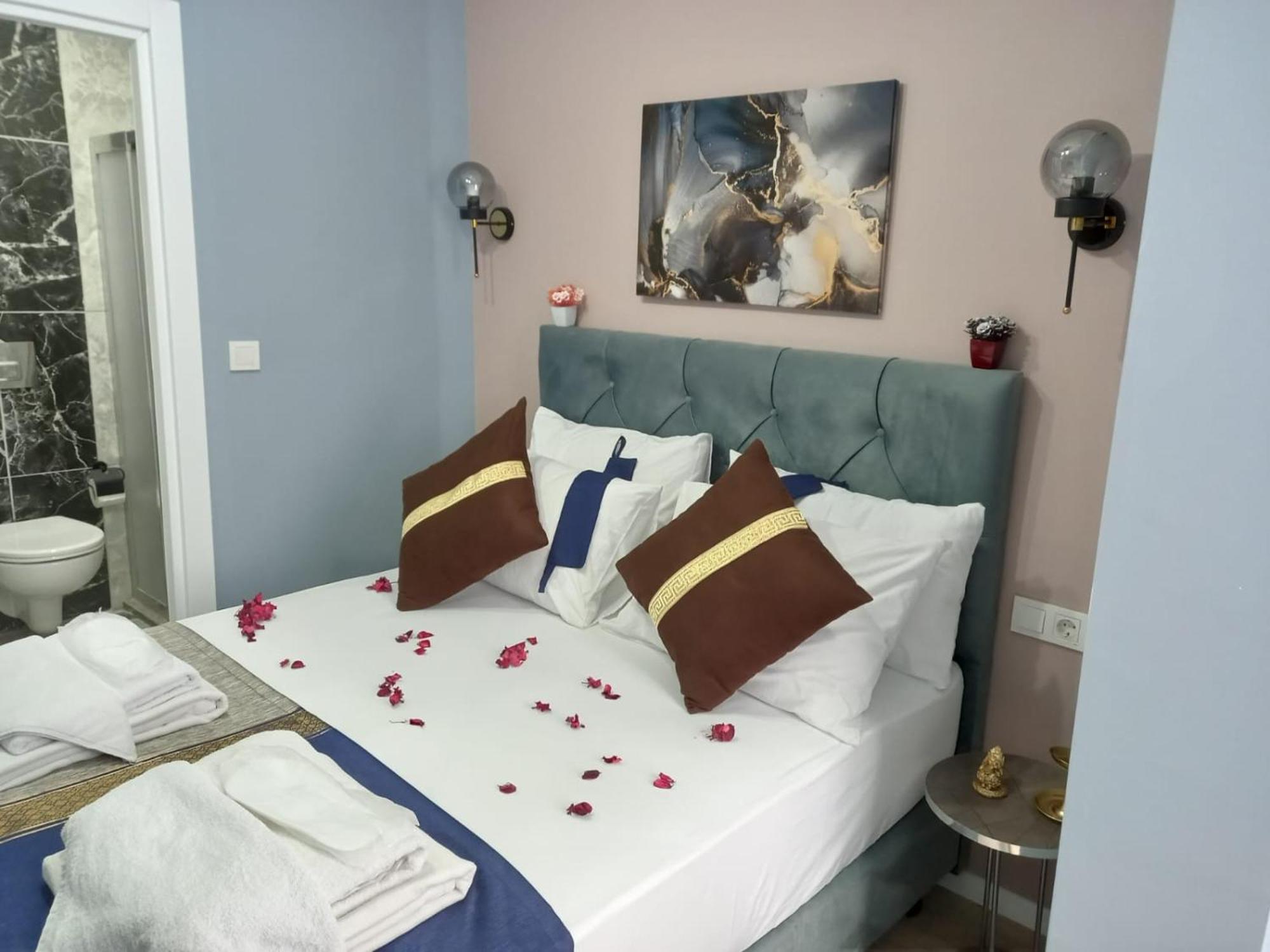 Oda ve Kahvaltı Emirhan Hotel, Sultanahmet 3*