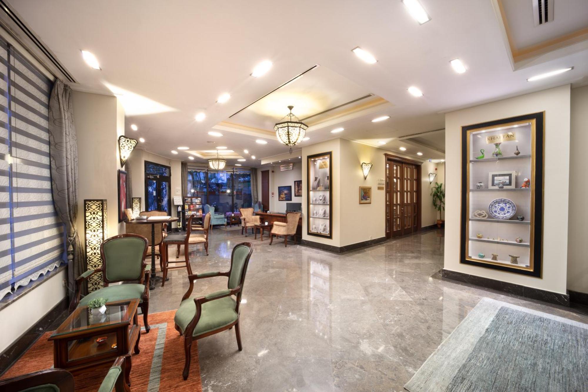 Hotel Recital 3*