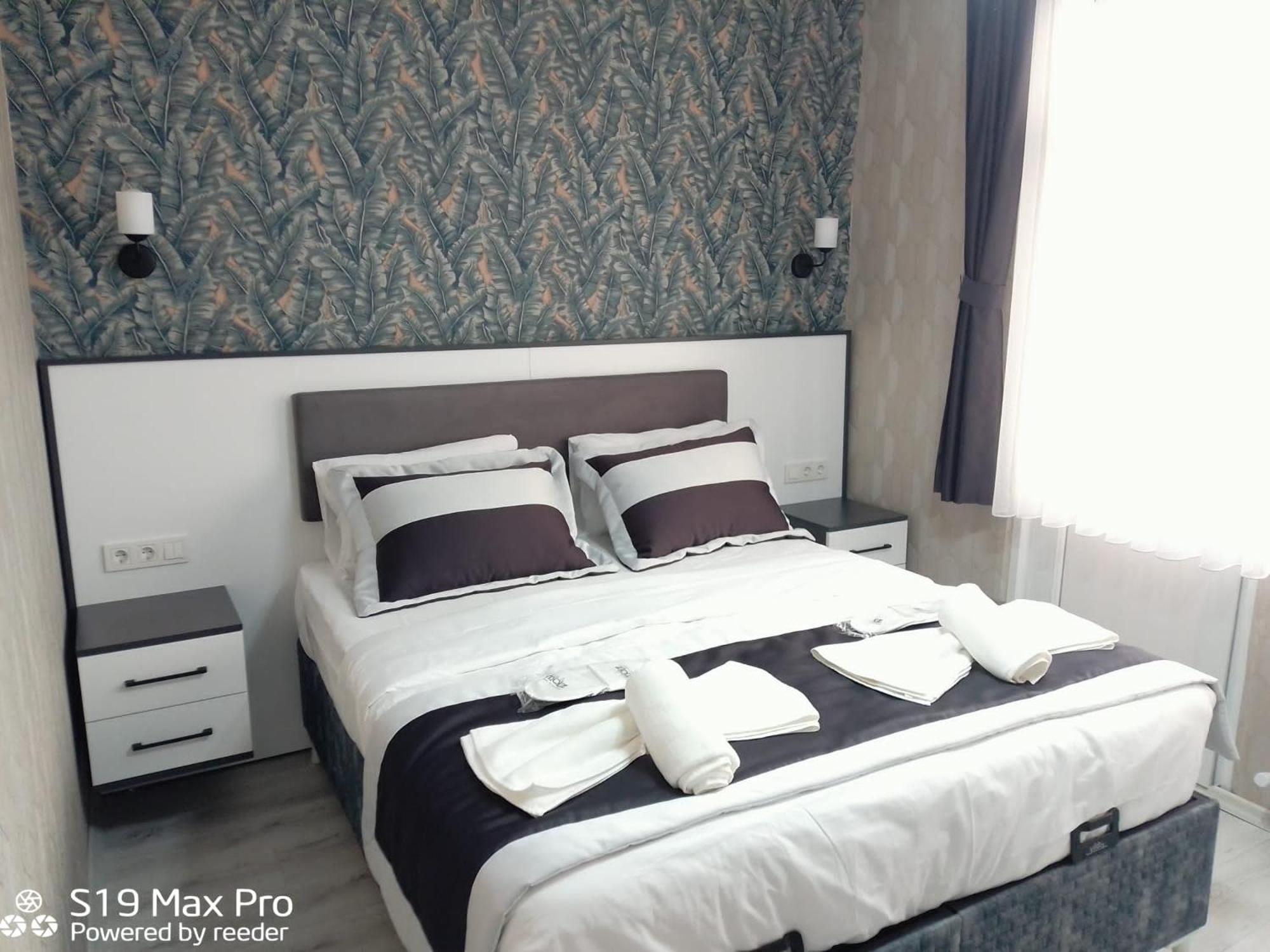 Atam Aparthotel