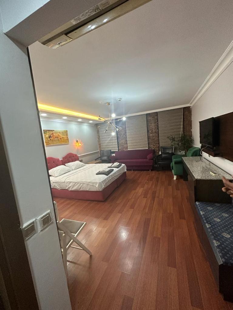 Aparthotel Konak In The Bar Street *