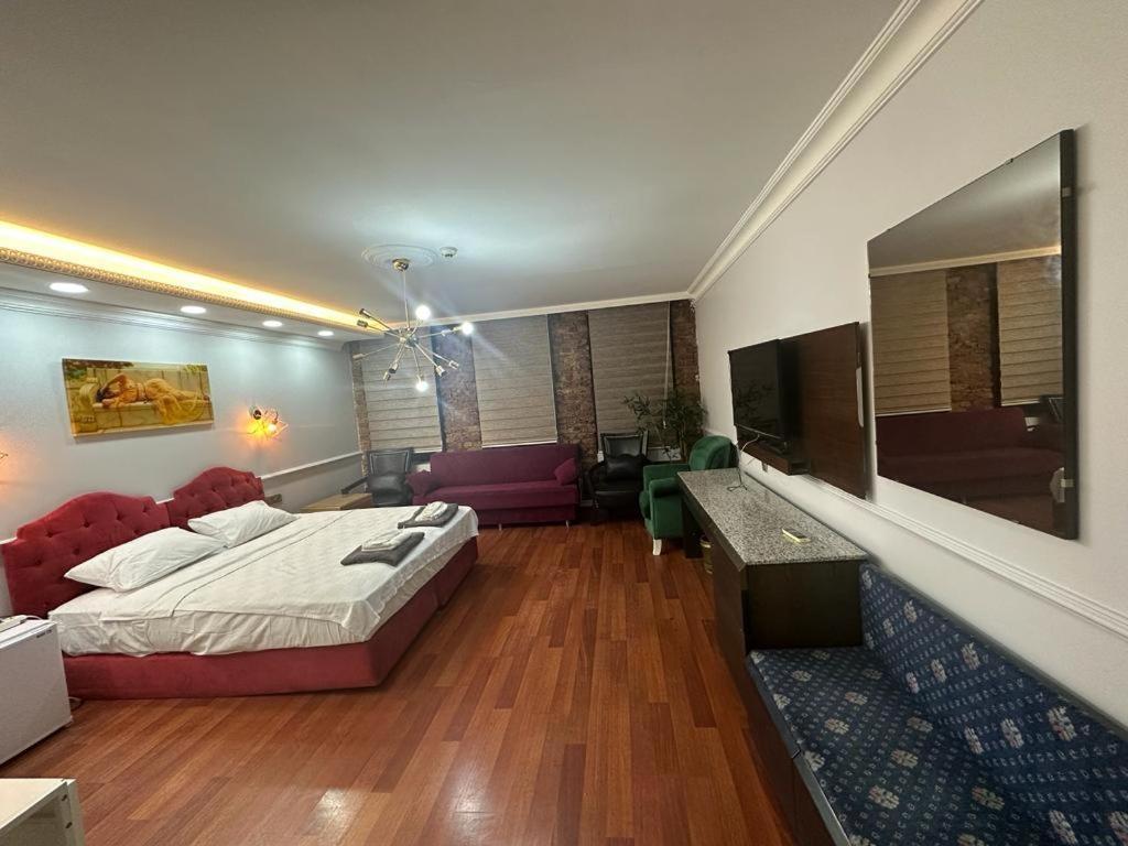 Aparthotel Konak In The Bar Street